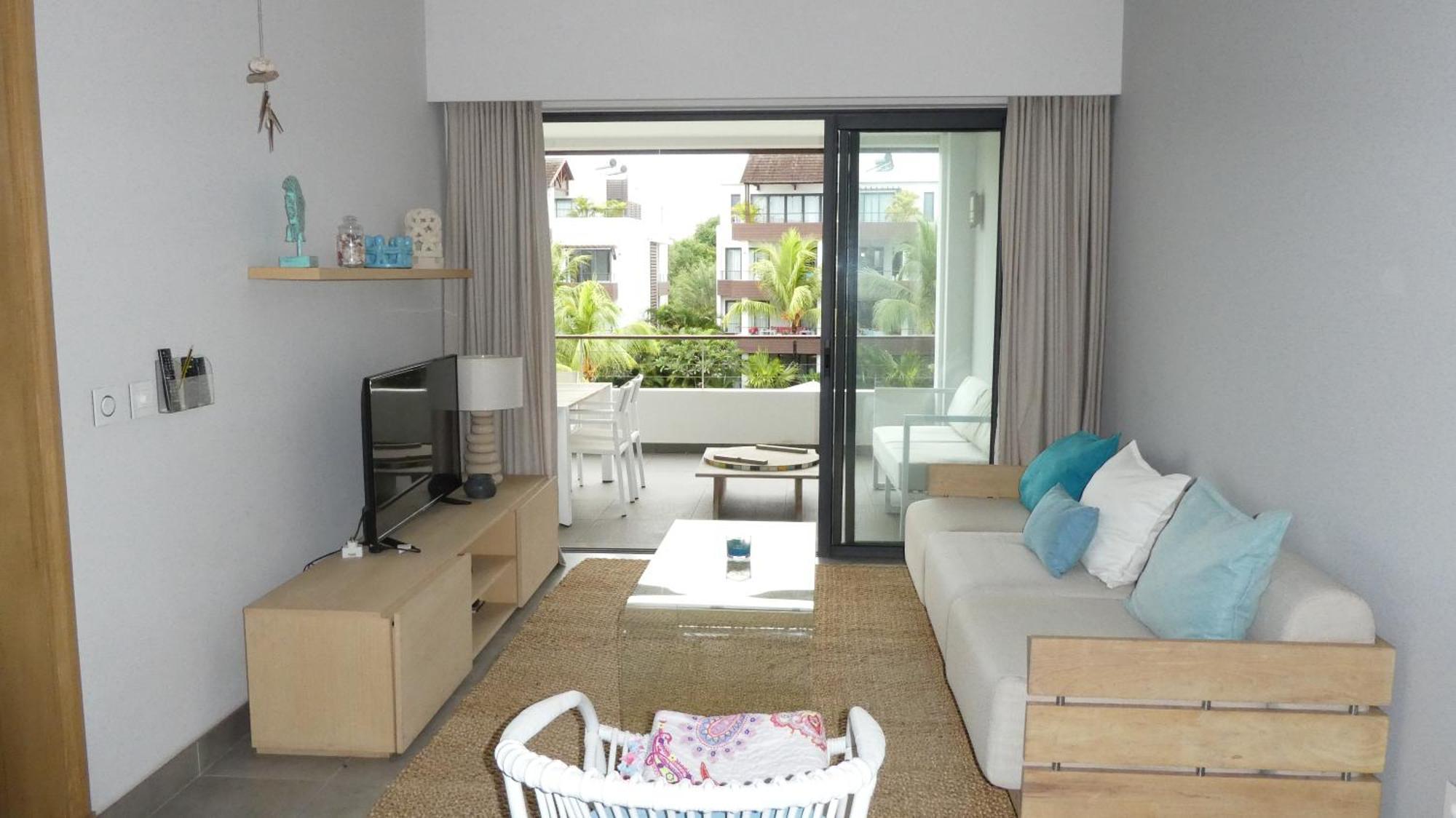 Appartement Le Dauphin Du Lagon Bleu - Plages De Mont Choisy Et De Trou Aux Biches グランベ エクステリア 写真